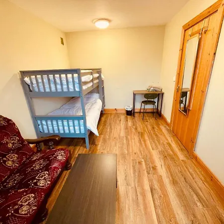 Spacious Near Apartment *