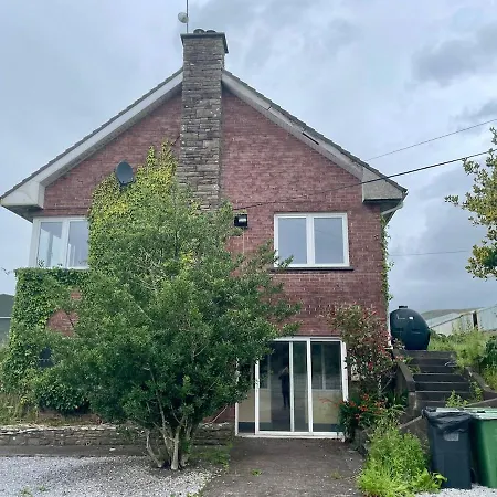 Spacious Near Apartment *