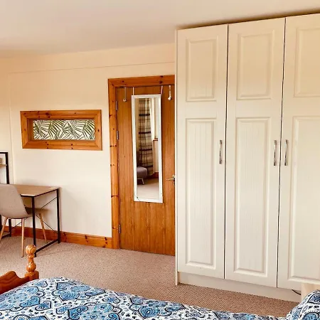 公寓 Spacious Near 丁格尔